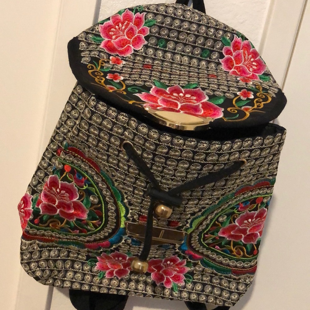 NEW Beautiful artesanal backpack 🎒 - Picture 3 of 5